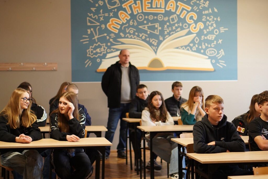 Inspirujące spotkania z przyszłością - Dzień Otwarty i Targi Edukacyjne 55