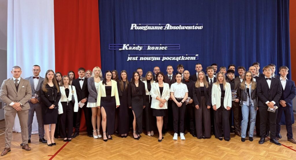 „Każdy koniec jest nowym początkiem” - uroczyste pożegnanie absolwentów 2026 10