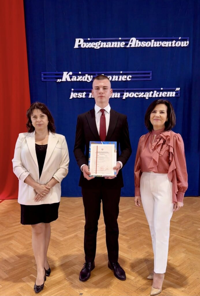 „Każdy koniec jest nowym początkiem” - uroczyste pożegnanie absolwentów 2026 22