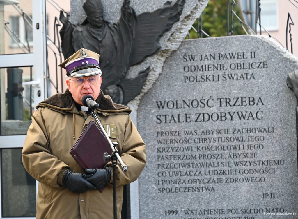 Uroczystości katyńsko – smoleńskie 4