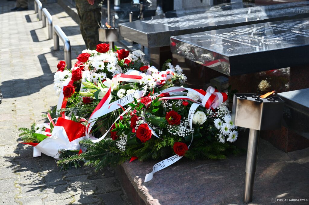 Uroczystości katyńsko – smoleńskie 8
