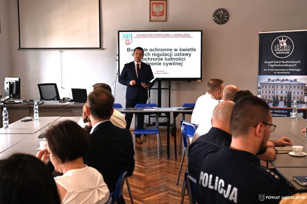 O budowlach ochronnych i bezpieczeństwie mieszkańców w ZSBiO 12