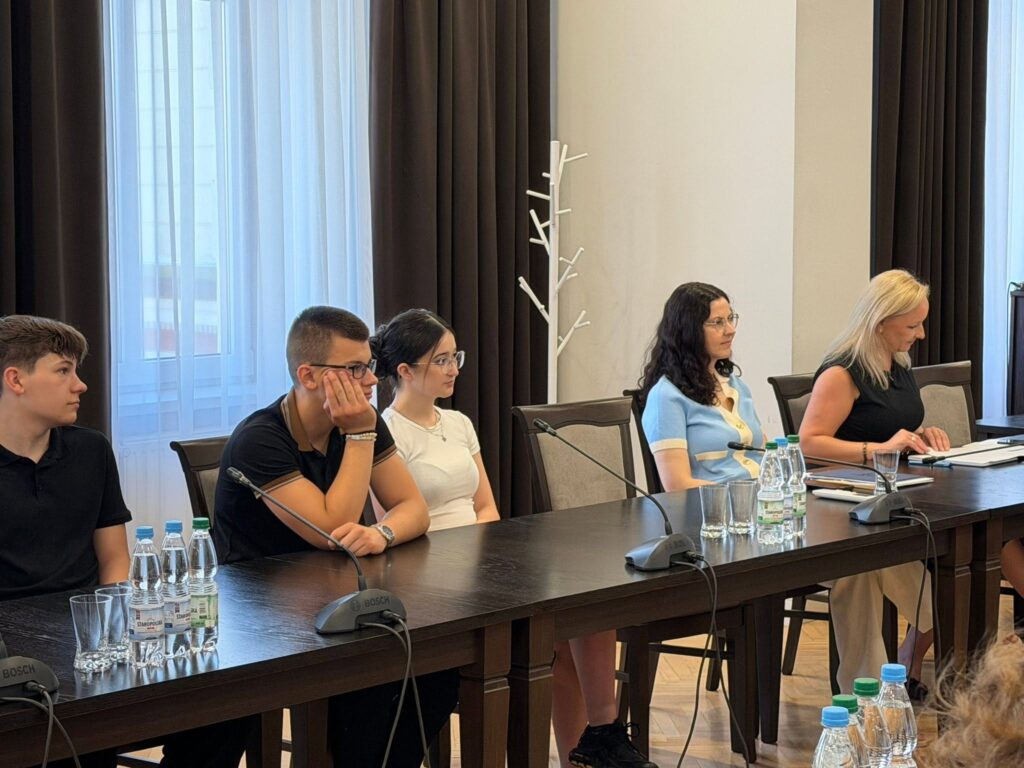 Młodzi Liderzy Powiatu Jarosławskiego na spotkaniu z przedsiębiorcami 2