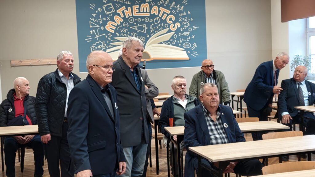 Powrót do szkolnych lat - spotkanie absolwentów Technikum Budowlanego 4
