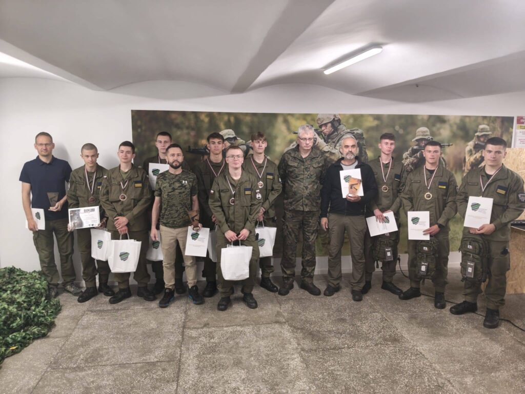 Sukces naszych uczniów w Zawodach Strzeleckich na Wirtualnej Strzelnicy 4